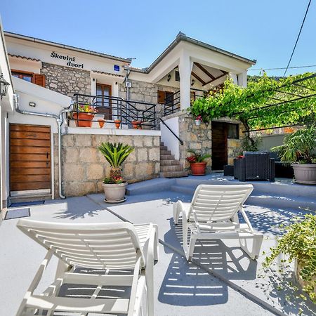 Holiday Home Skevini Dvori Starigrad Paklenica Exterior foto