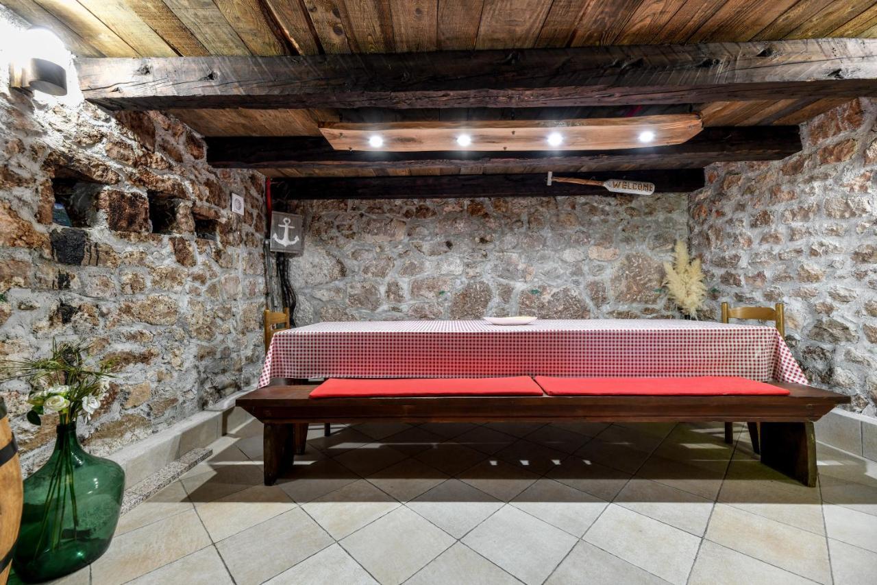 Holiday Home Skevini Dvori Starigrad Paklenica Exterior foto