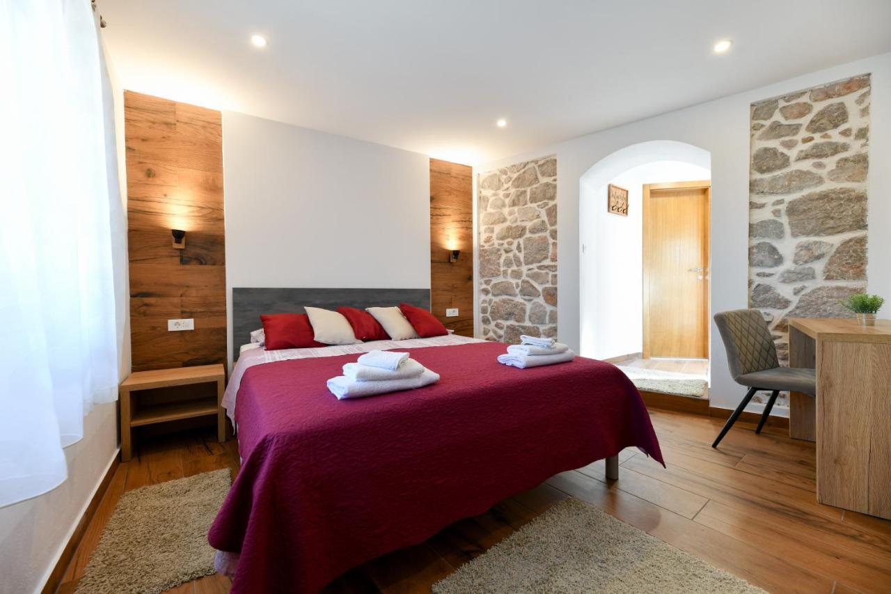 Holiday Home Skevini Dvori Starigrad Paklenica Exterior foto